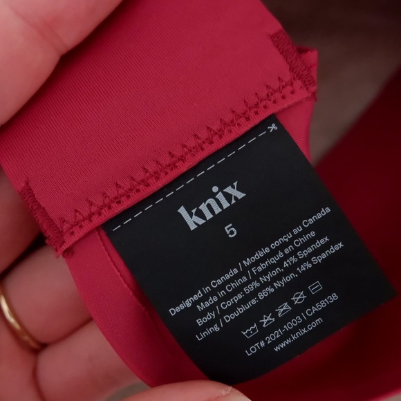 KNIX Catalyst Sports Bra - Picture 9 of 9